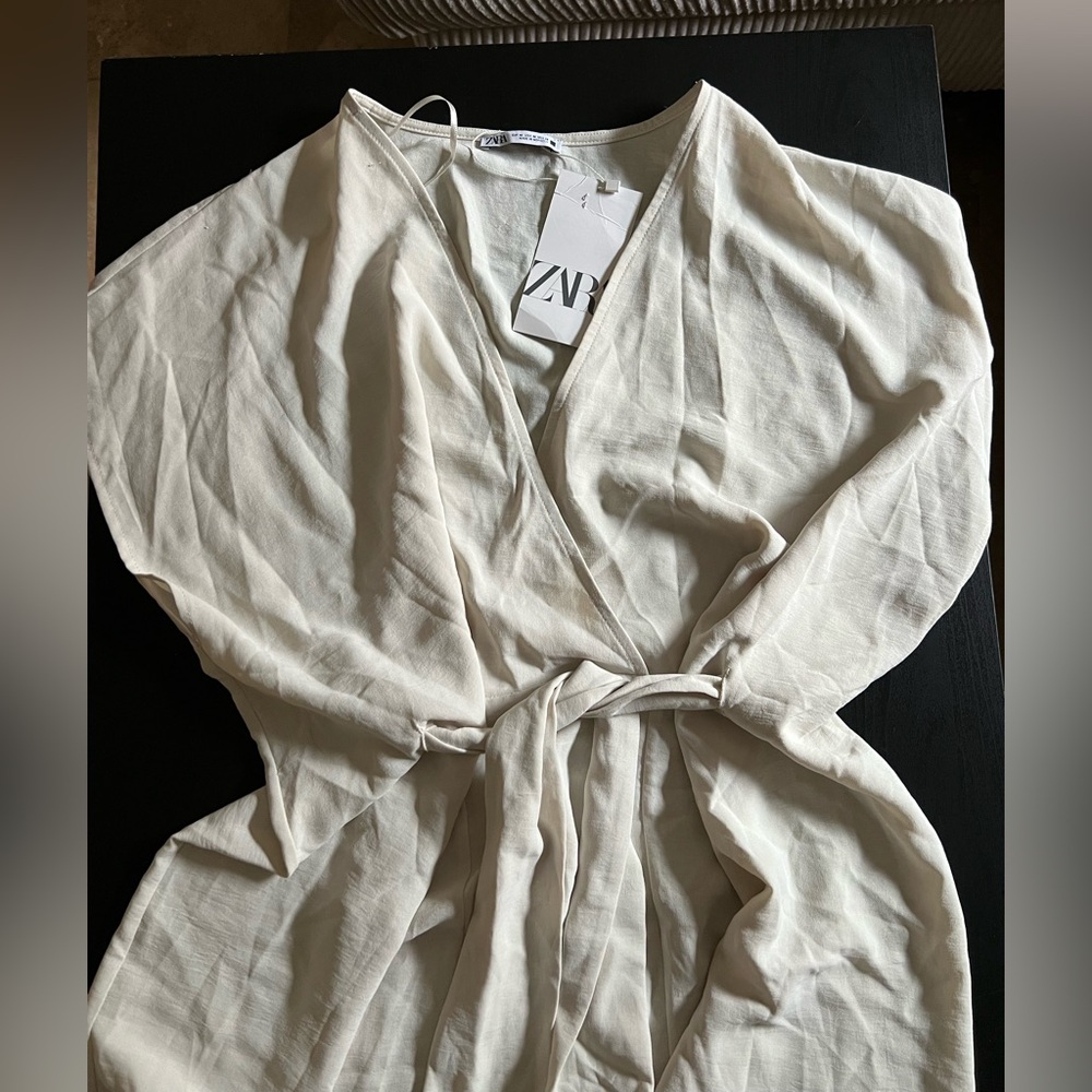 Zara Off-White V-Neck Wrap/Tie Dress
